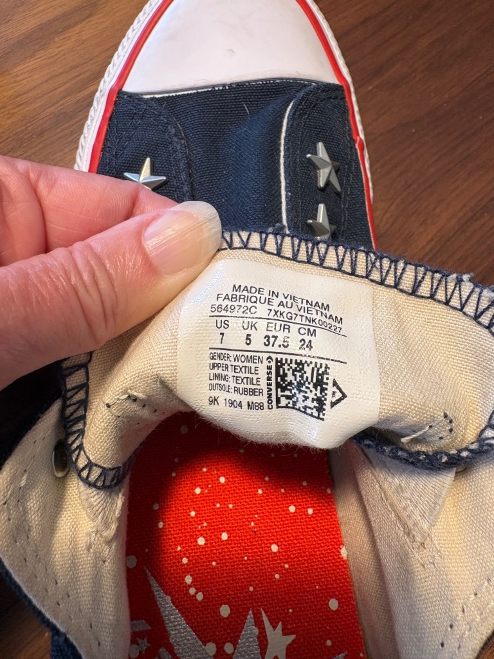 Converse patriotic star sneakers - size 7 - Picture 9 of 10